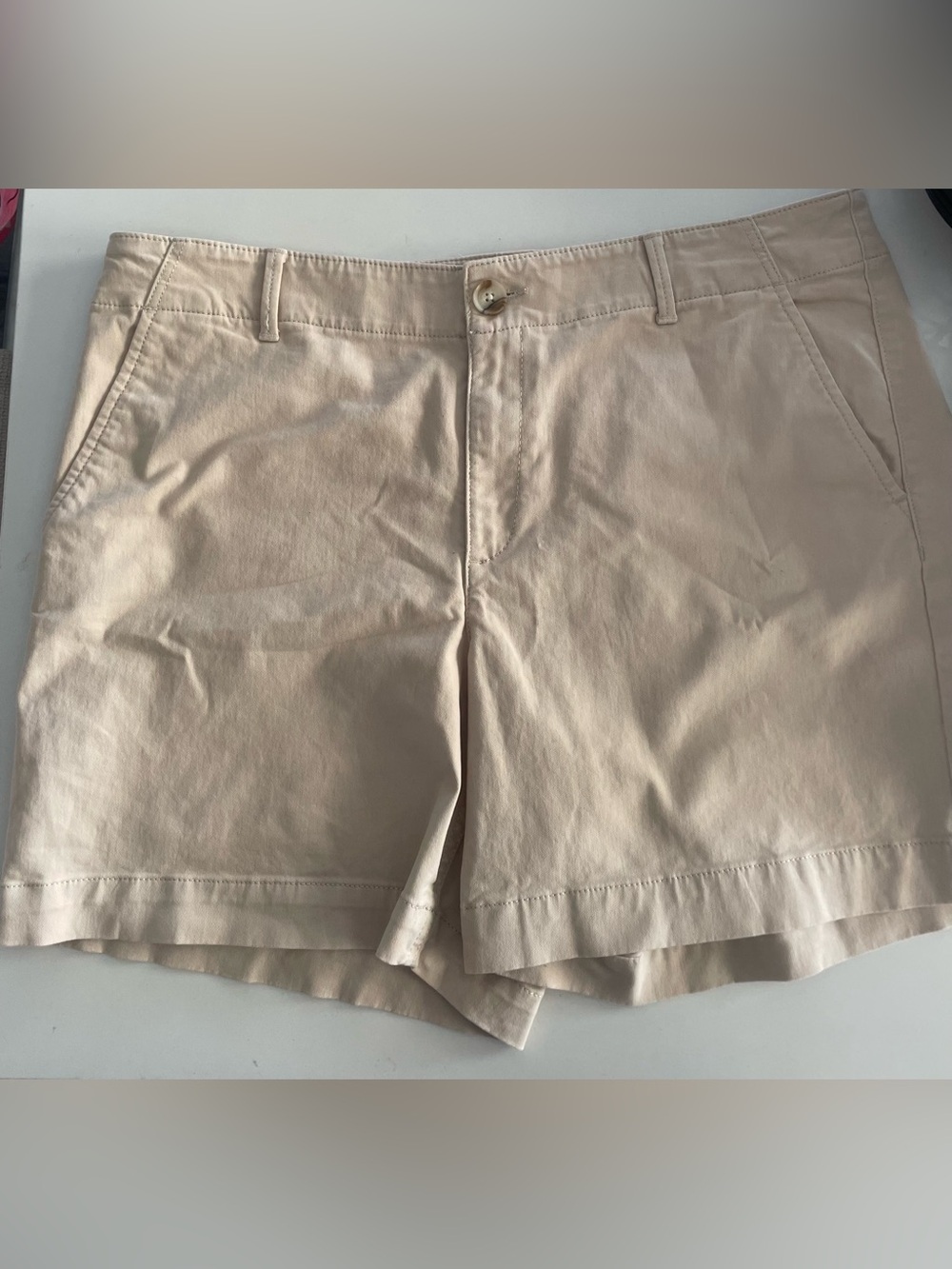 LOFT (12) Curvy Monroe Chino Shorts